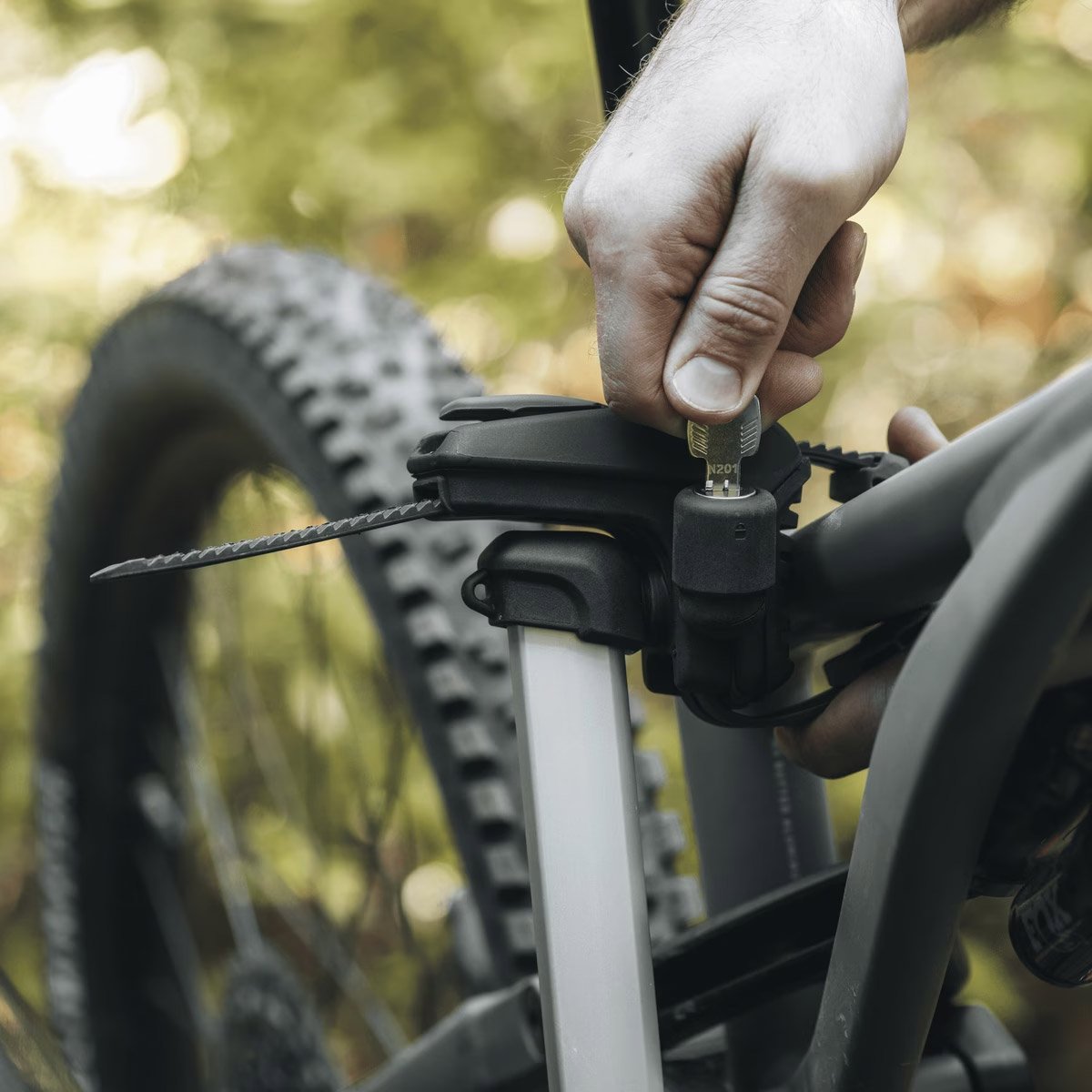 Thule EPOS 2 Fahrräder - klappbarer Fahrradträger – Bild 3