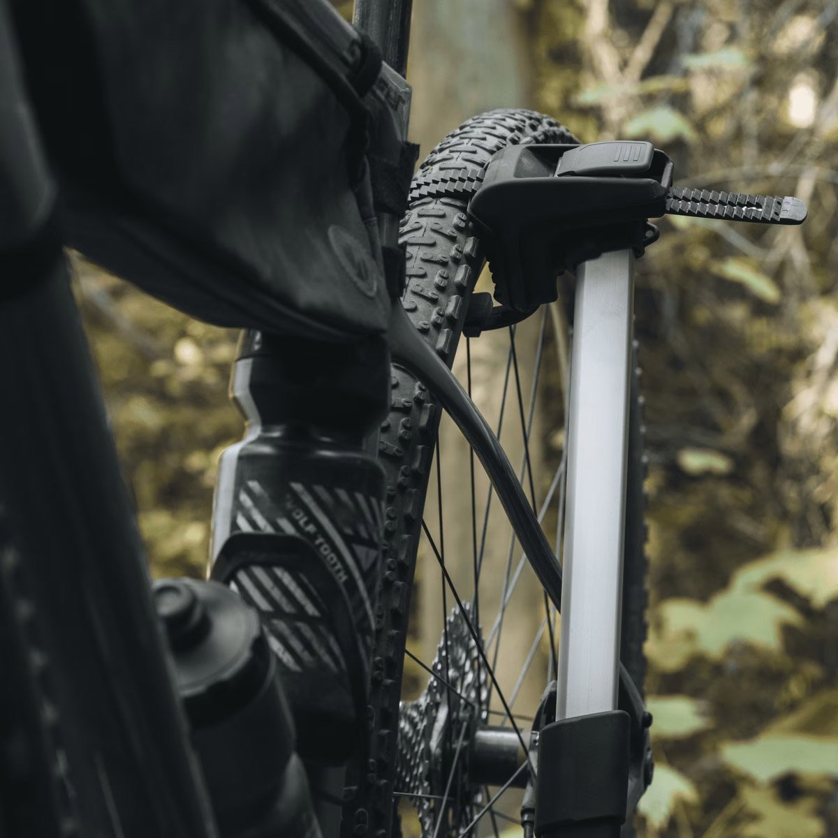 Thule EPOS 3 Fahrräder - klappbarer Fahrradträger – Bild 4
